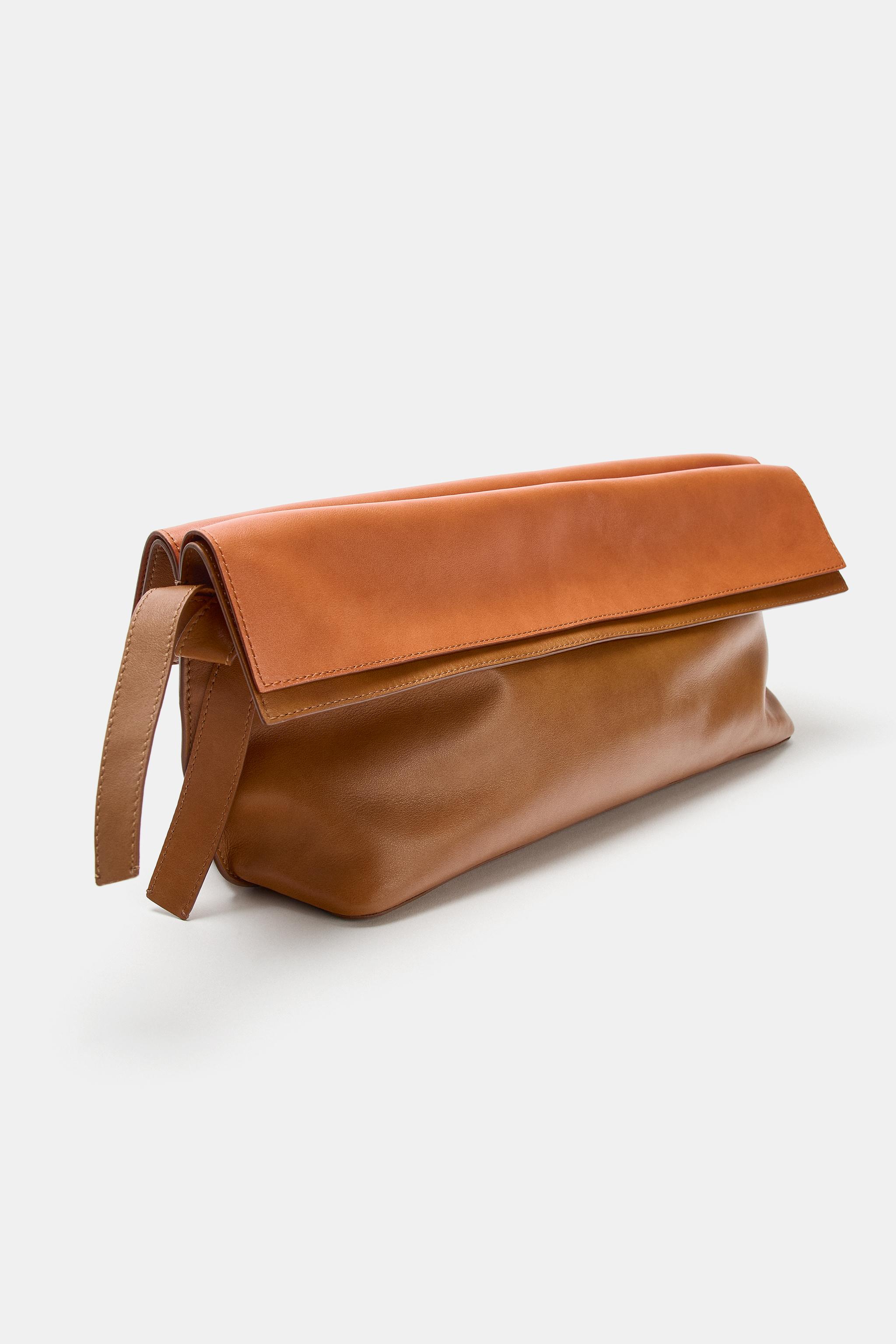 LEATHER FLAP CLUTCH